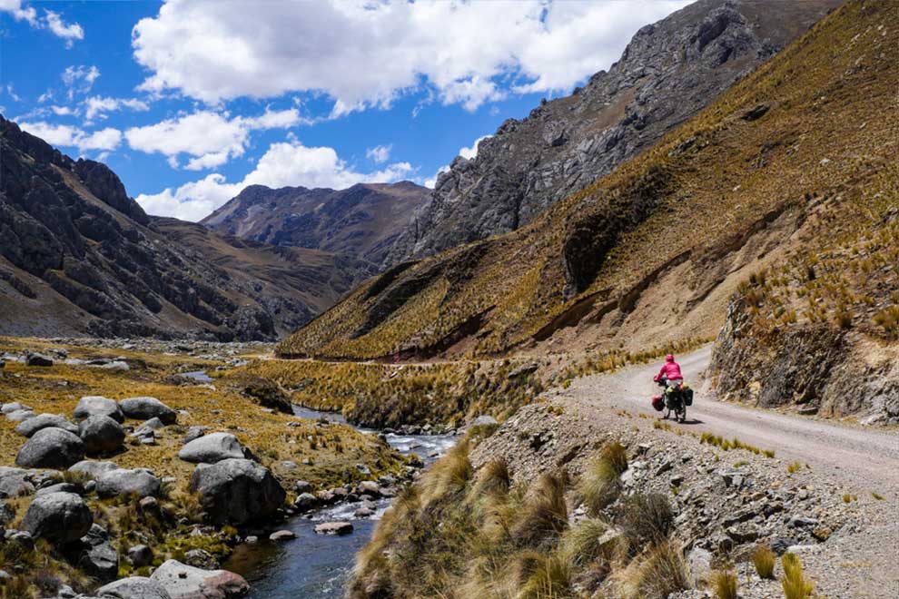 해발 약 2,800m 에 위치한 계곡 투어